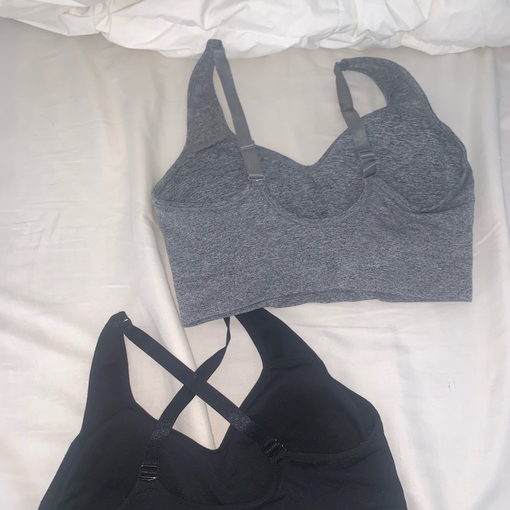 Puma Sport Bras size Large - Picture 2 of 2